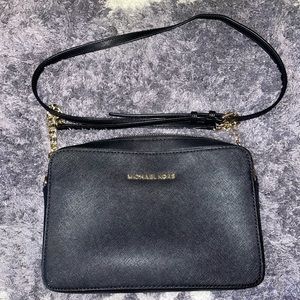 Michael Kors Crossbody Bag
